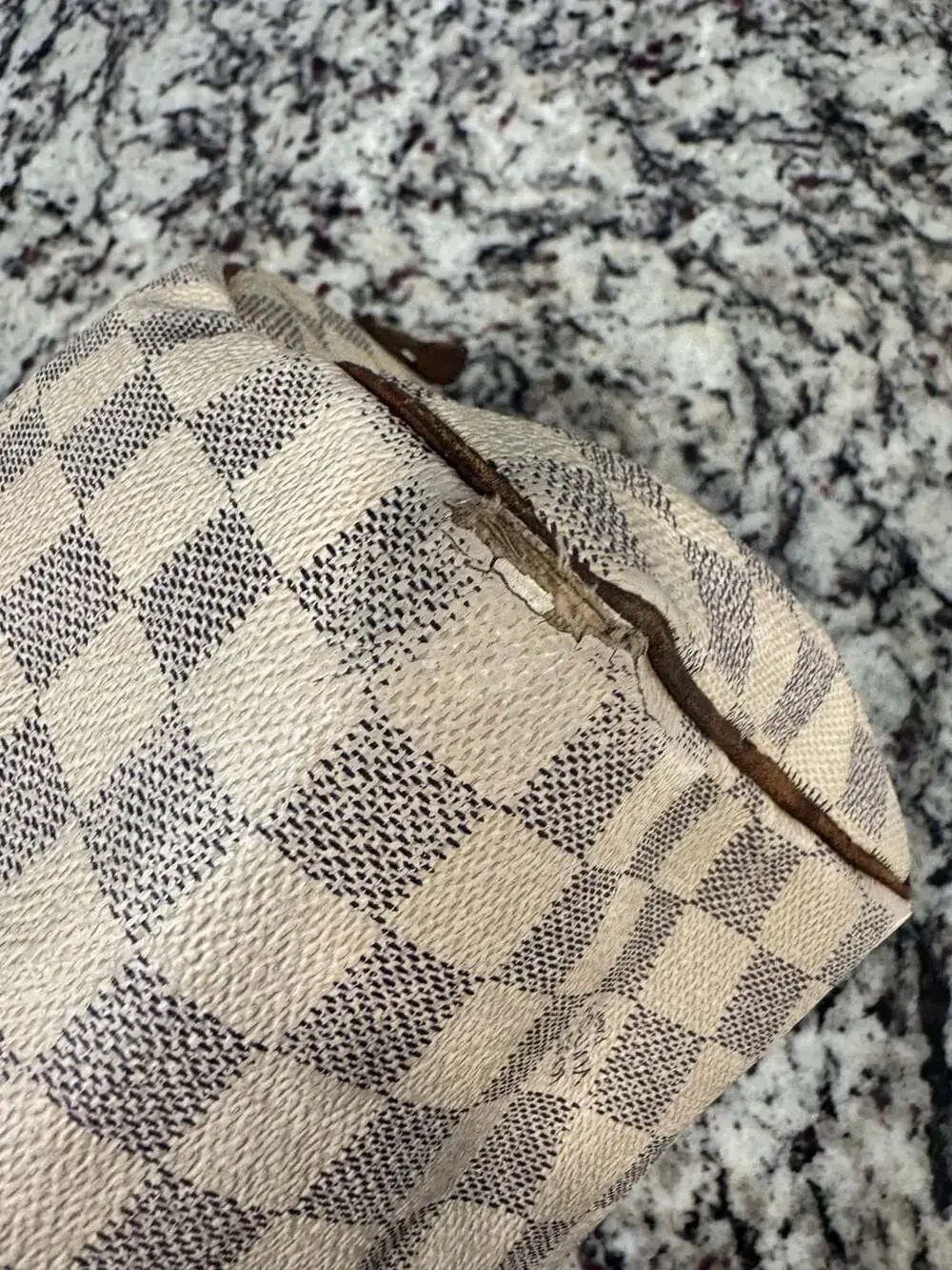 Louis Vuitton pre owned